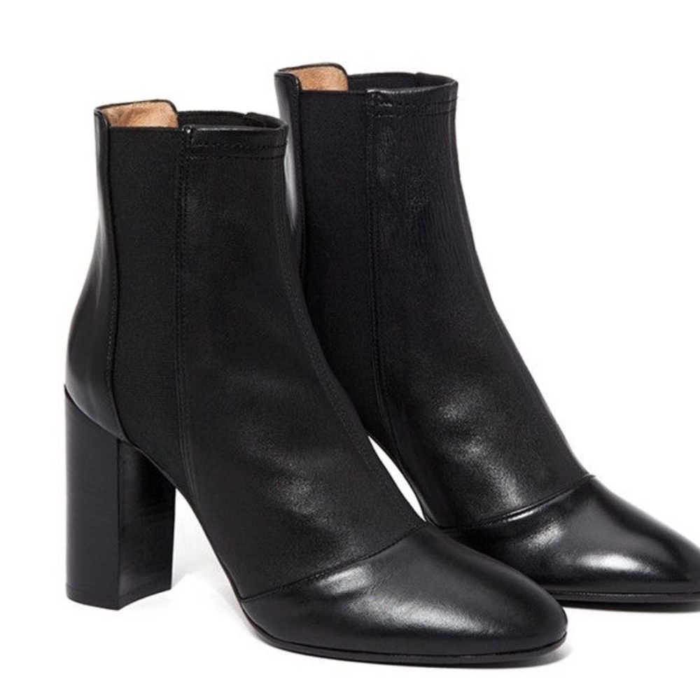 Aquatalia valenzia Napa stretch boot size 8